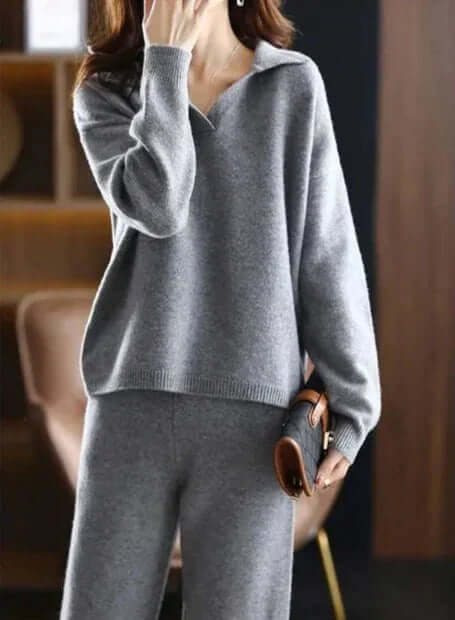 Women's Oversized Two-Piece Set – Sweater with Polo Collar and Straight Pants