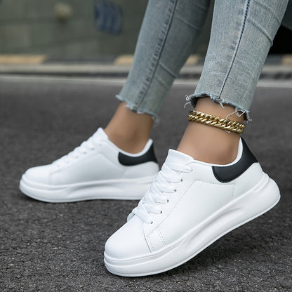 Women's Sneakers in White Leather – Timeless, Comfortable & Versatile