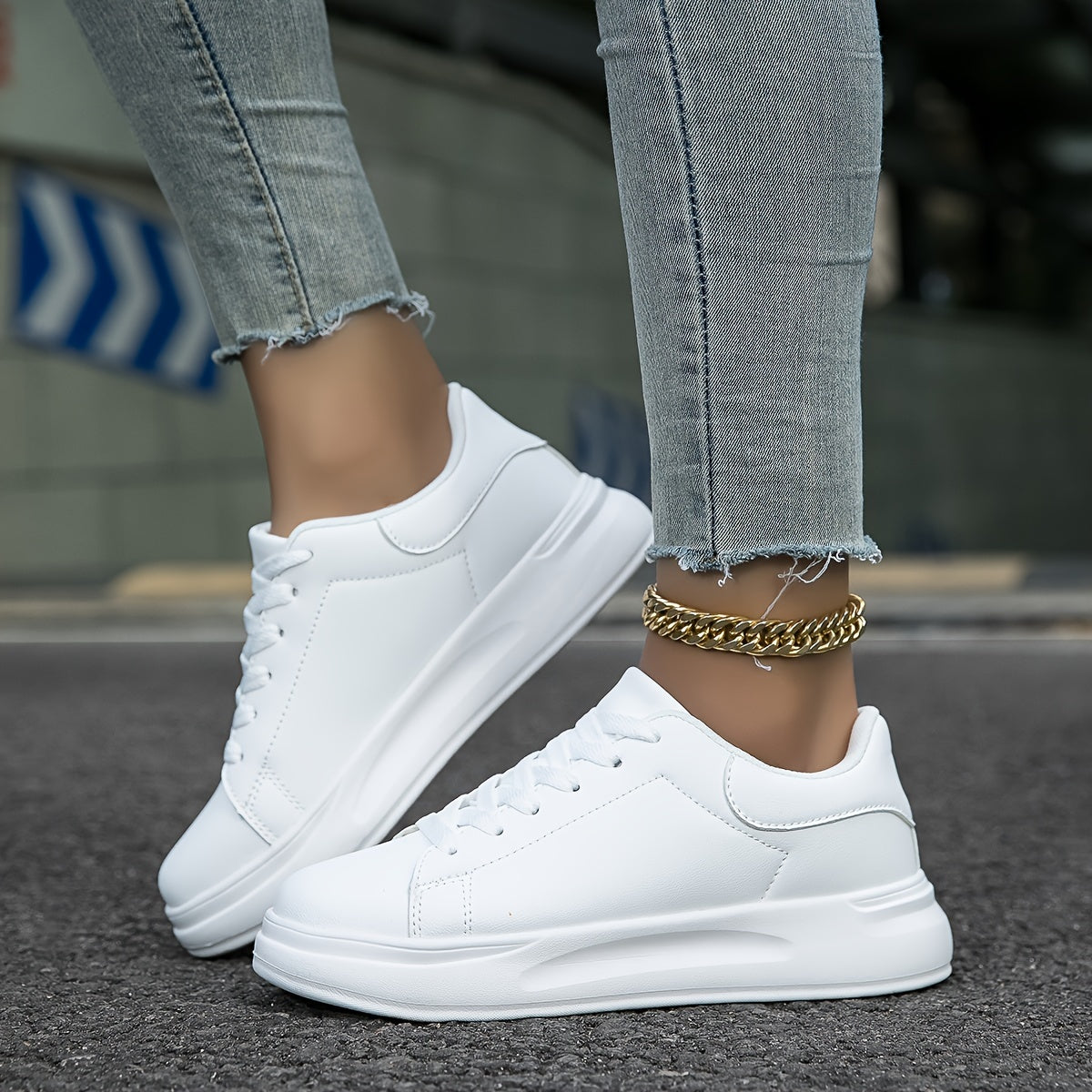 Women's Sneakers in White Leather – Timeless, Comfortable & Versatile