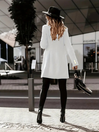 Witte Damesmantel met Goudkleurige Knopen – Klassieke Dubbelrijige Winterjas