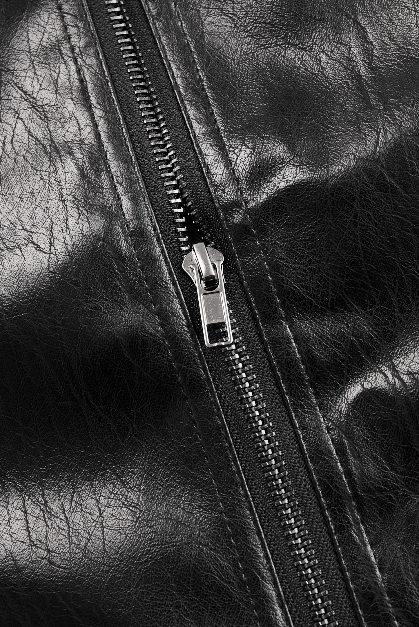 Damen Vintage Jacke mit Stehkragen aus Kunstleder