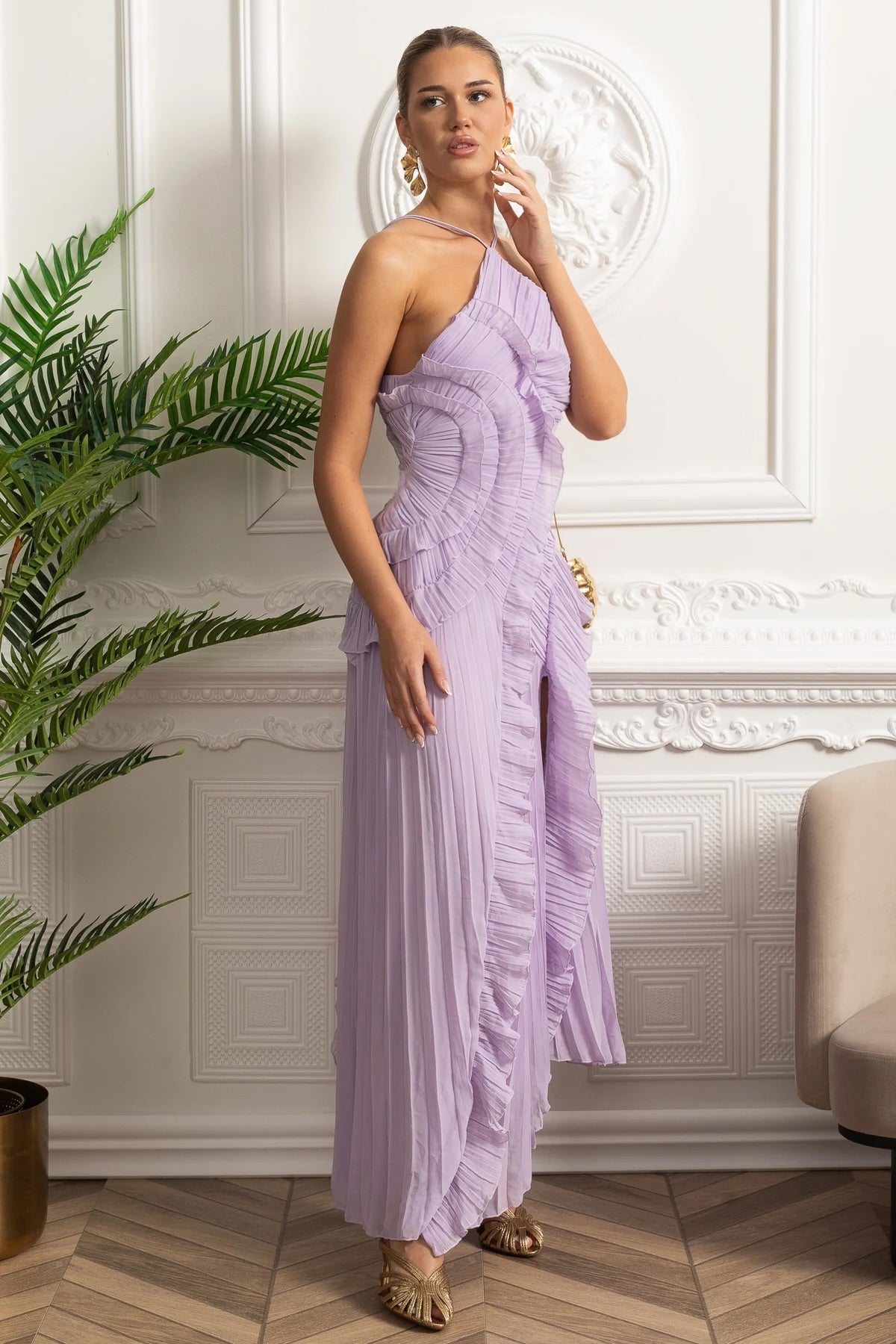 Geplooide Halter Midi Jurk met Waterval Ruches – Lavendel