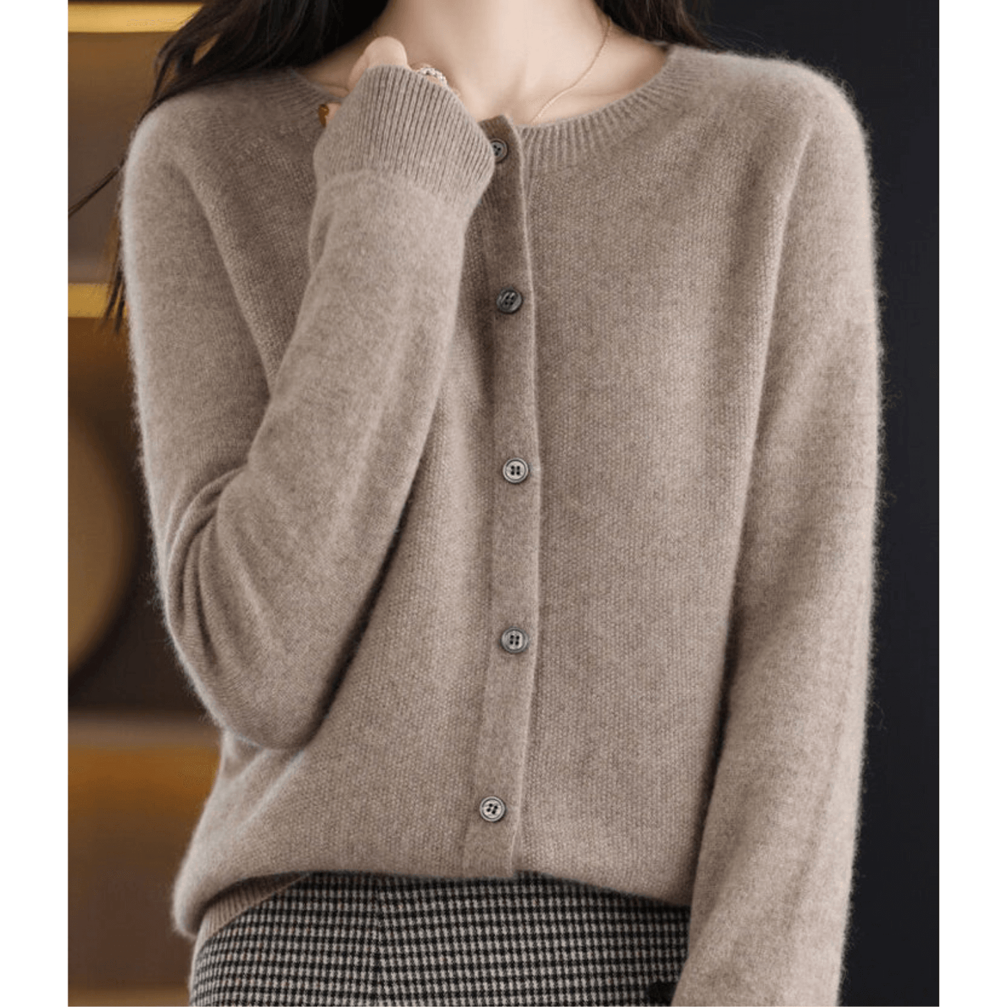 Ladies Fine Knit Cardigan with Round Neck – Woolly Look