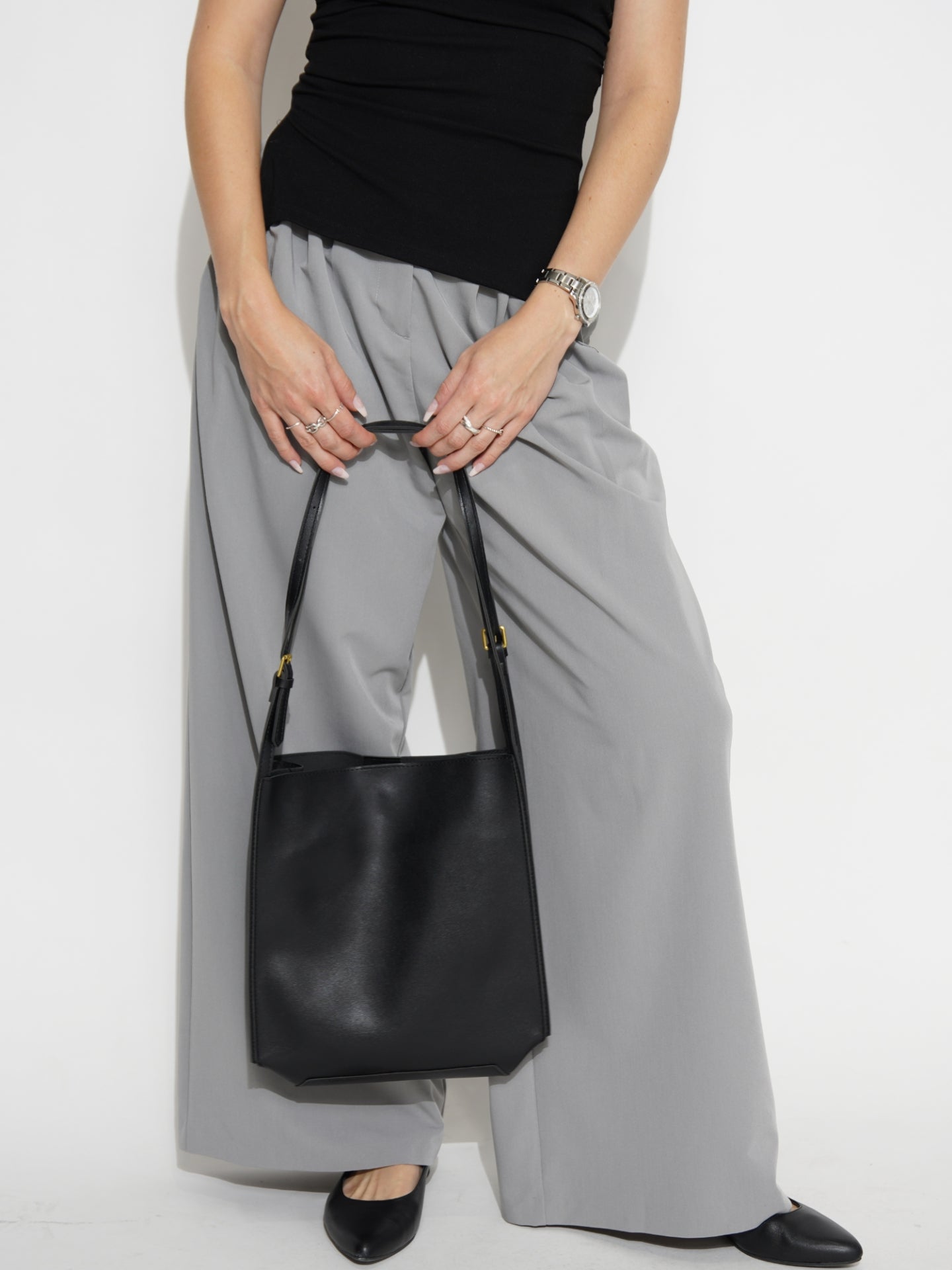 Halfronde Vegan Leren Schoudertas – Elegant & Ruim voor Dagelijks Gebruik