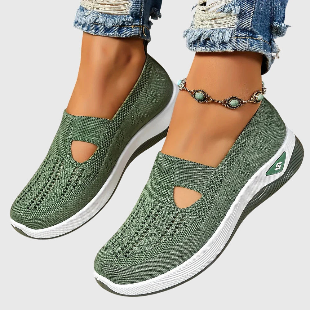 Lunara | Comfortable Orthopedic Slip-Ons for Walking and Daily Use
