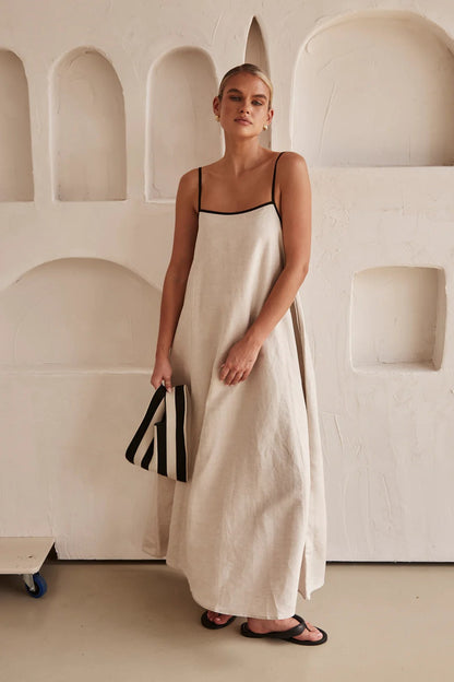 Sienna | Minimalistische Linnen Maxi Jurk met Spaghettibandjes