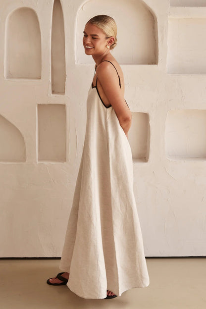 Sienna | Minimalistische Linnen Maxi Jurk met Spaghettibandjes