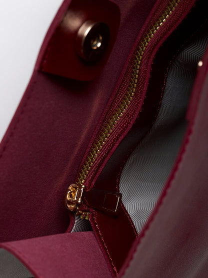 Halfronde Vegan Leren Schoudertas – Elegant & Ruim voor Dagelijks Gebruik