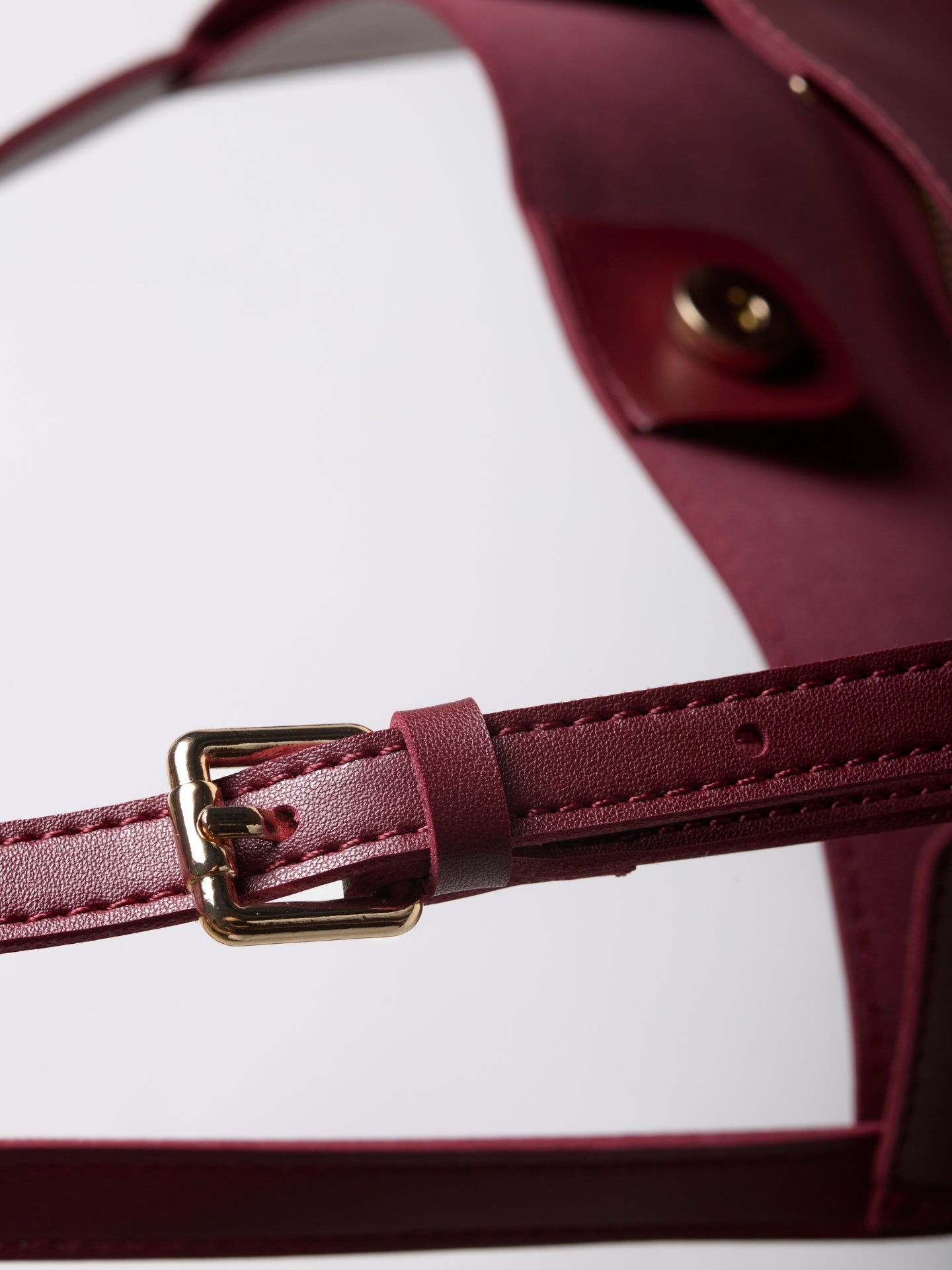 Halfronde Vegan Leren Schoudertas – Elegant & Ruim voor Dagelijks Gebruik