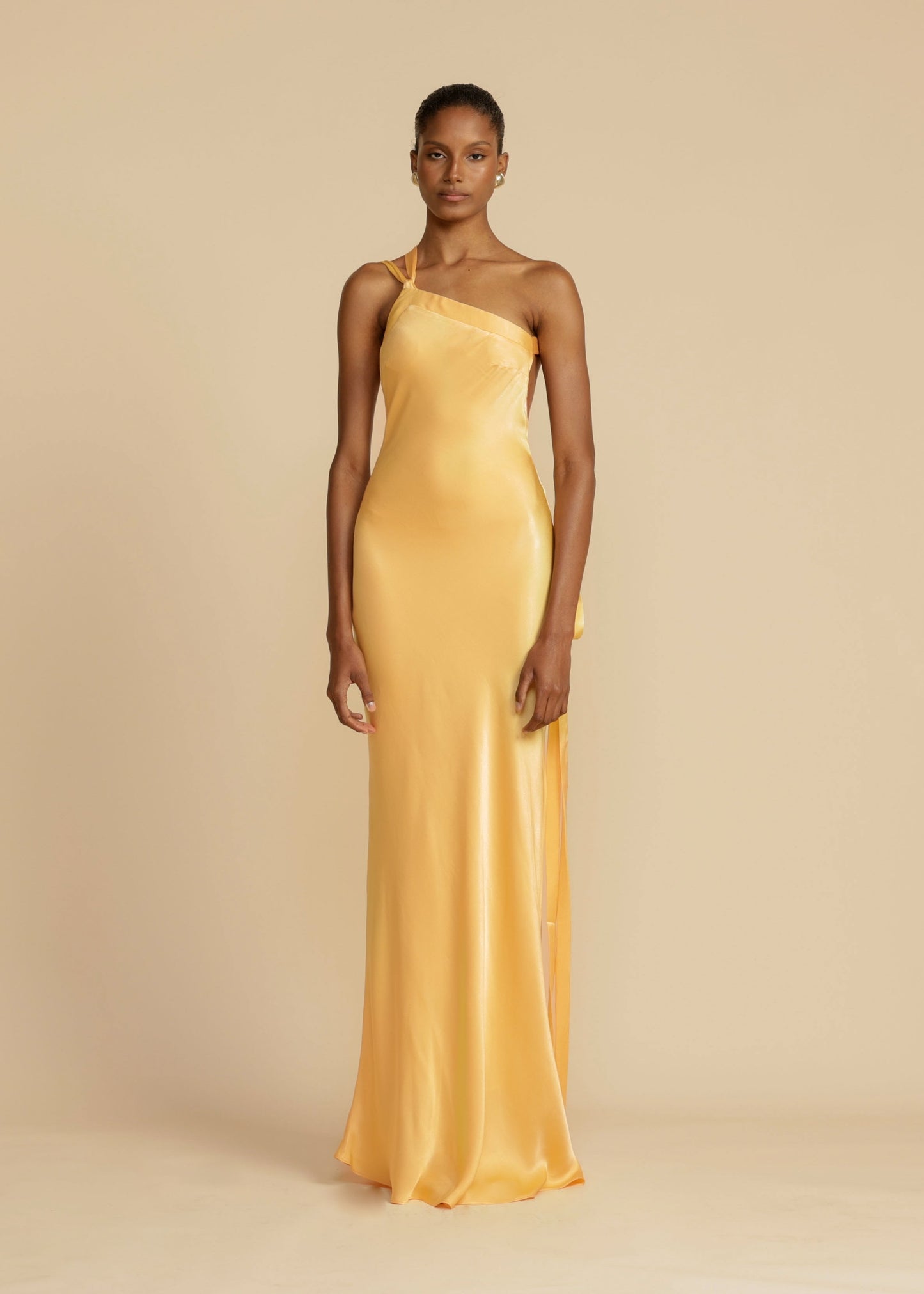 Dames Satijnen Maxi Jurk | One Shoulder & Elegant