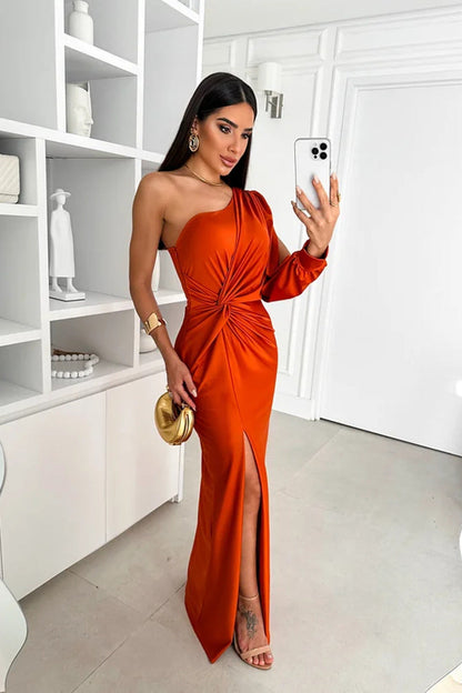 Anna™ - Elegante Satijnen Avondjurk met Split
