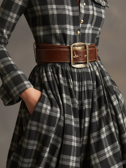 Damen Maxikleid mit Reverskragen und rotbraunem Karomuster inklusive Gürtel