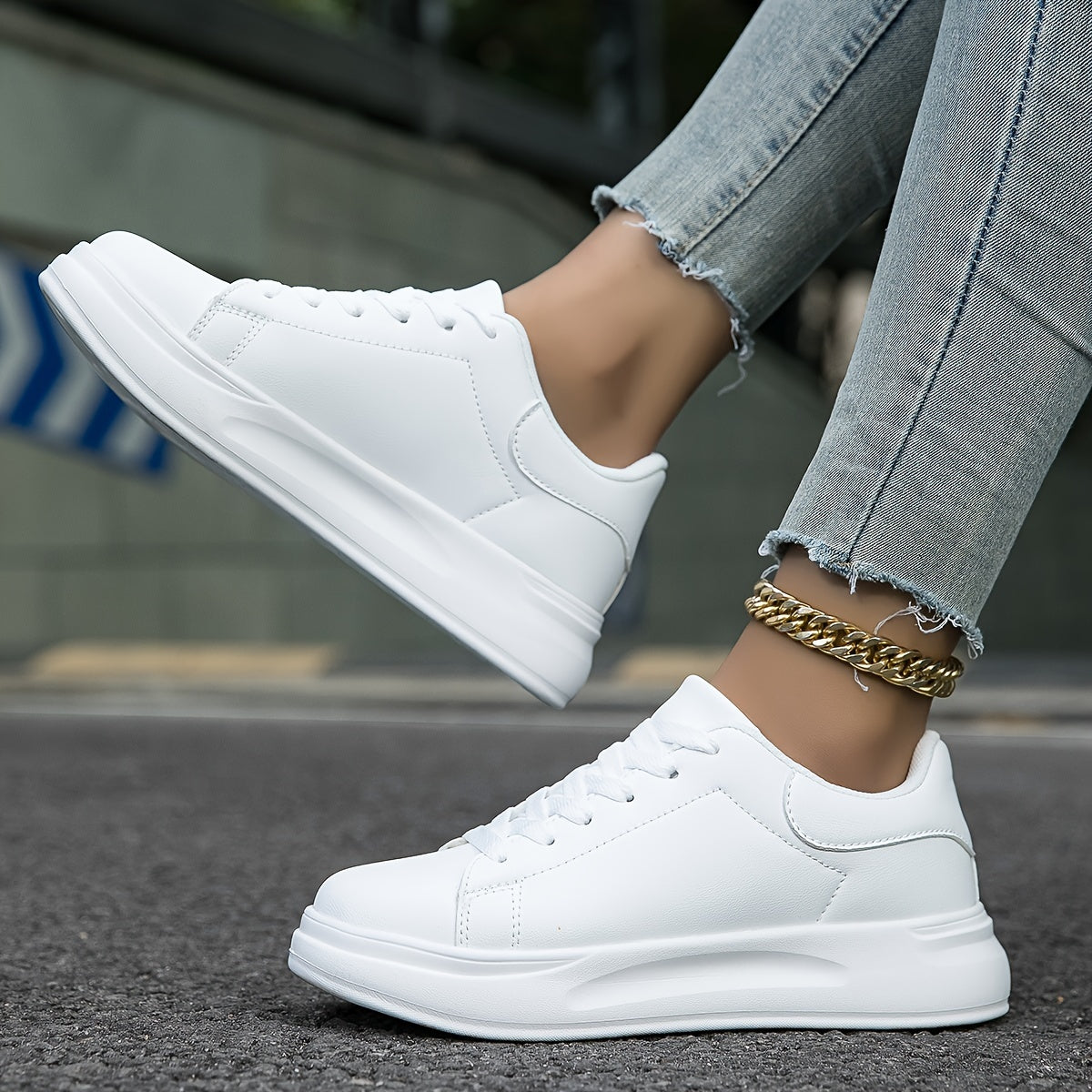 Women's Sneakers in White Leather – Timeless, Comfortable & Versatile