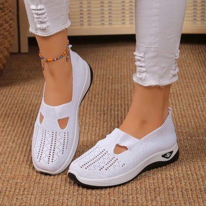 Lunara | Comfortable Orthopedic Slip-Ons for Walking and Daily Use