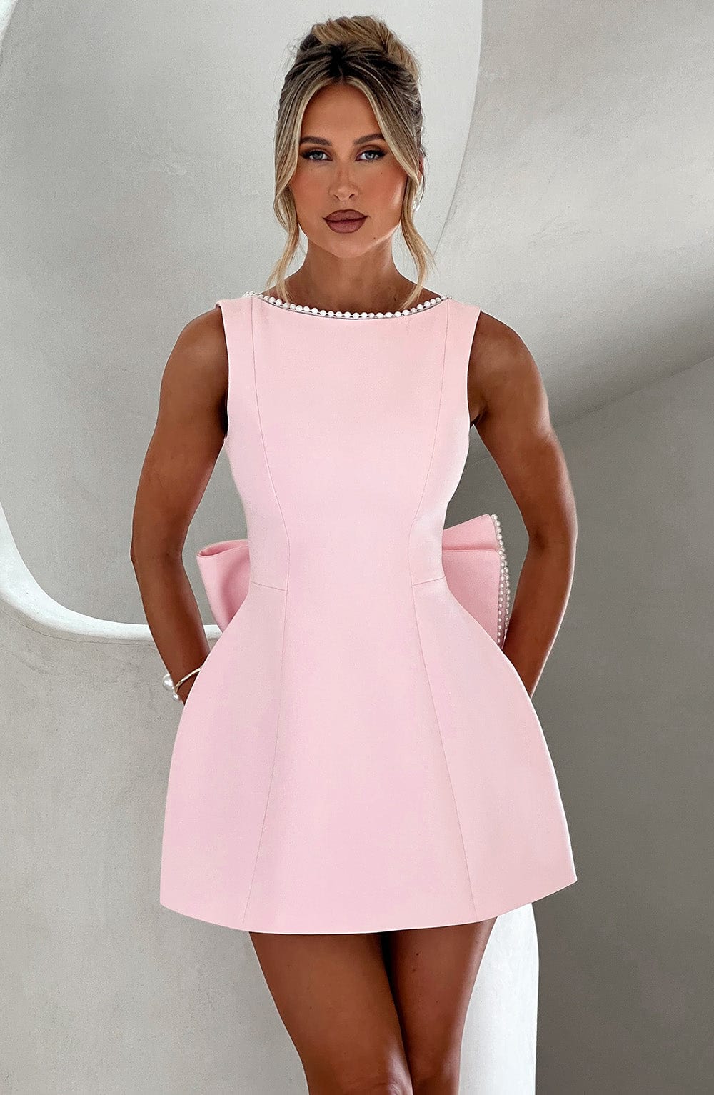 Elara Mini Jurk | Elegante Pasvorm & Moderne Structuur