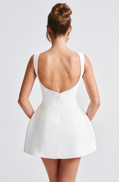 Elara Mini Jurk | Elegante Pasvorm & Moderne Structuur
