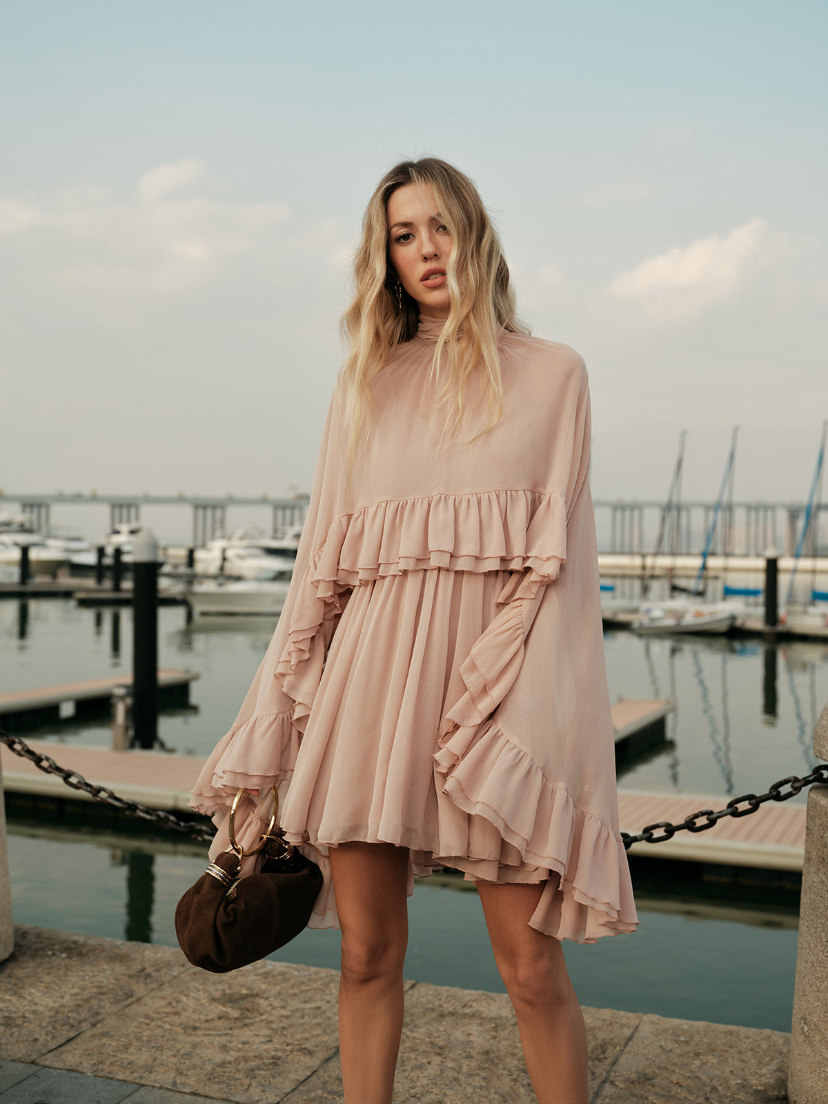 Dames Mini Jurk | Ruffle Details & Luchtige Pasvorm | Elegant Comfort Voor Zomer, Feest & Casual Chic
