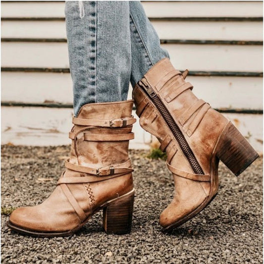 Women's leather ankle boots – Slouchy vintage look with buckles and block heel