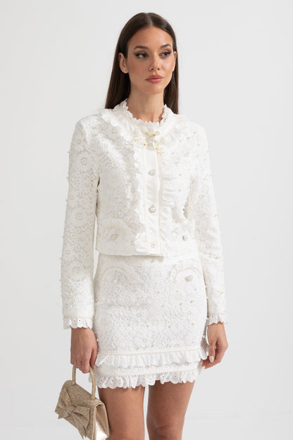 Elegant Tweedelig Ensemble met Parelversieringen – Wit