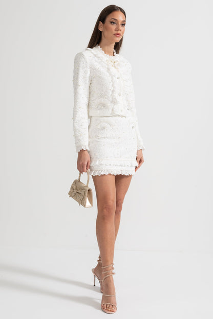 Elegant Tweedelig Ensemble met Parelversieringen – Wit