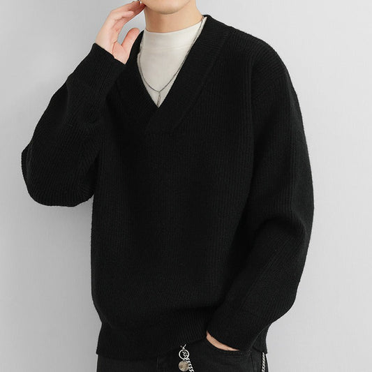 Classic V-neck Men's Sweater – Timeless & Fashionable for Autumn/Winter