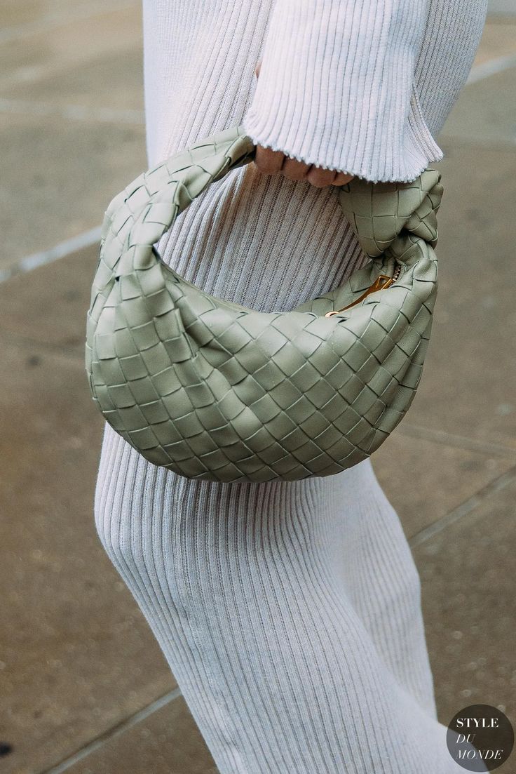 Geweven Midi Handtas – Handgemaakt & Veelzijdig