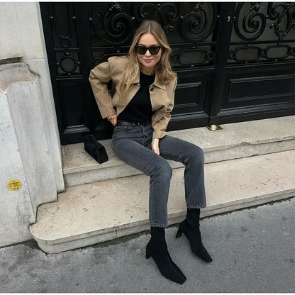 Dames Suède Jas – Korte Stijl met Knopen en Tailored Pasvorm