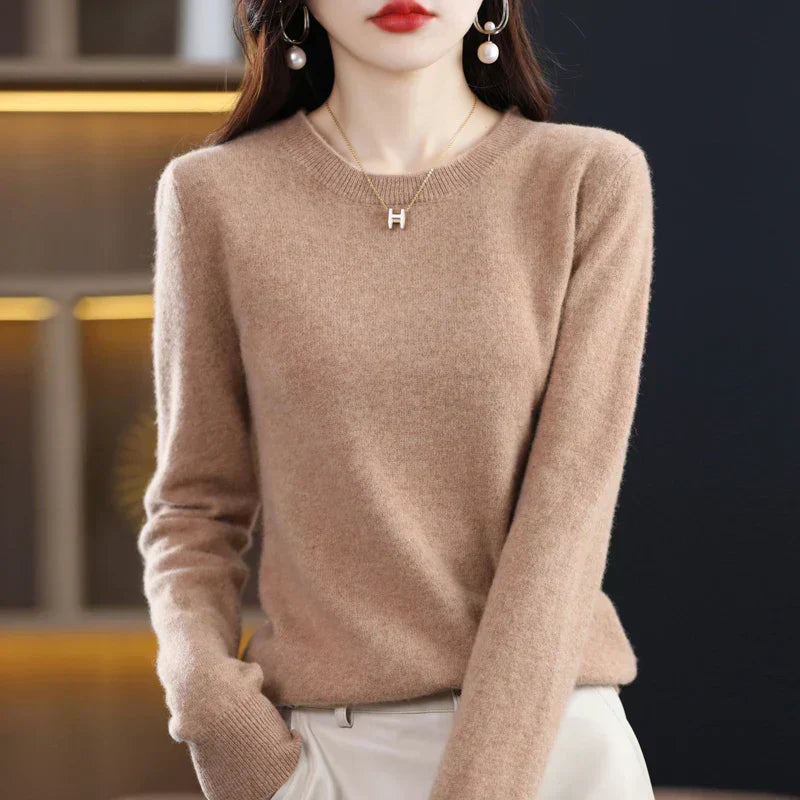 Women's Sweater of 100% Cashmere – Classic Round Neck & Timeless Elegance