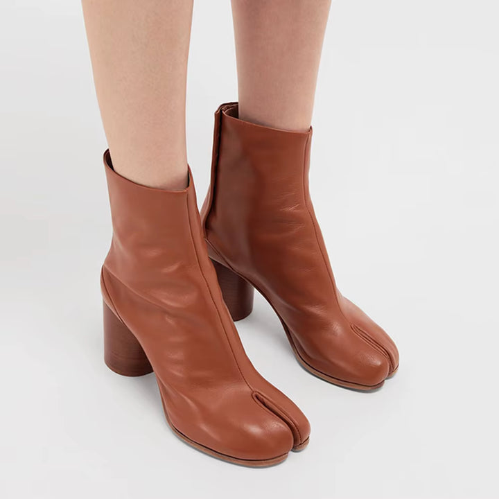 Tabi Ankle Boots – Women's Boots with Split Toe and Rubber Sole