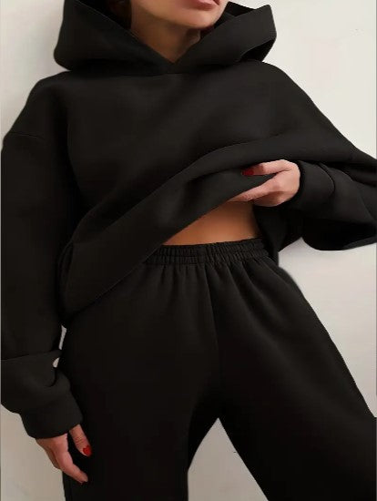 Women's Tracksuit with Hoodie and Long Sleeves – Casual & Comfortable