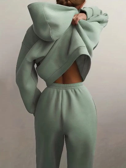 Women's Tracksuit with Hoodie and Long Sleeves – Casual & Comfortable