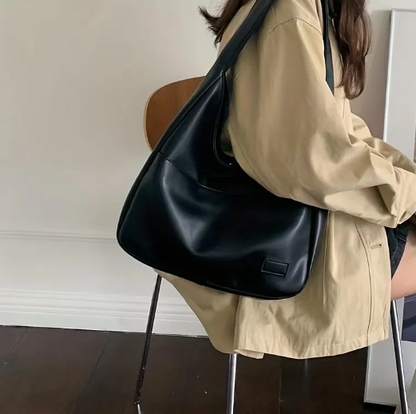 Bruin-Zwarte Leren Handtas – Tijdloos, Elegant & Verstelbare Schouderriem