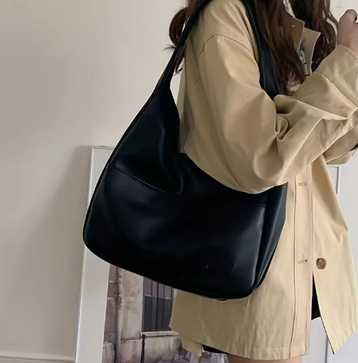 Bruin-Zwarte Leren Handtas – Tijdloos, Elegant & Verstelbare Schouderriem