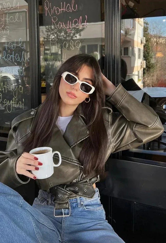 MynaMode | Korte Bikerjas voor Dames – Modern & Stijlvol