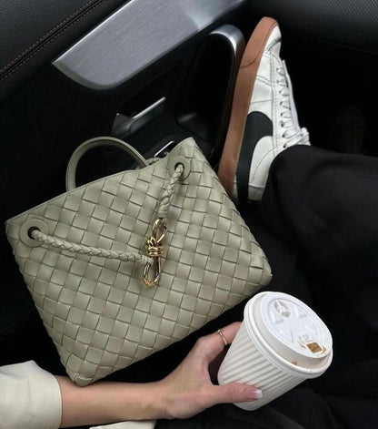 Geweven Vegan Leren Tote – Tijdloze Stijl en Duurzaam Design