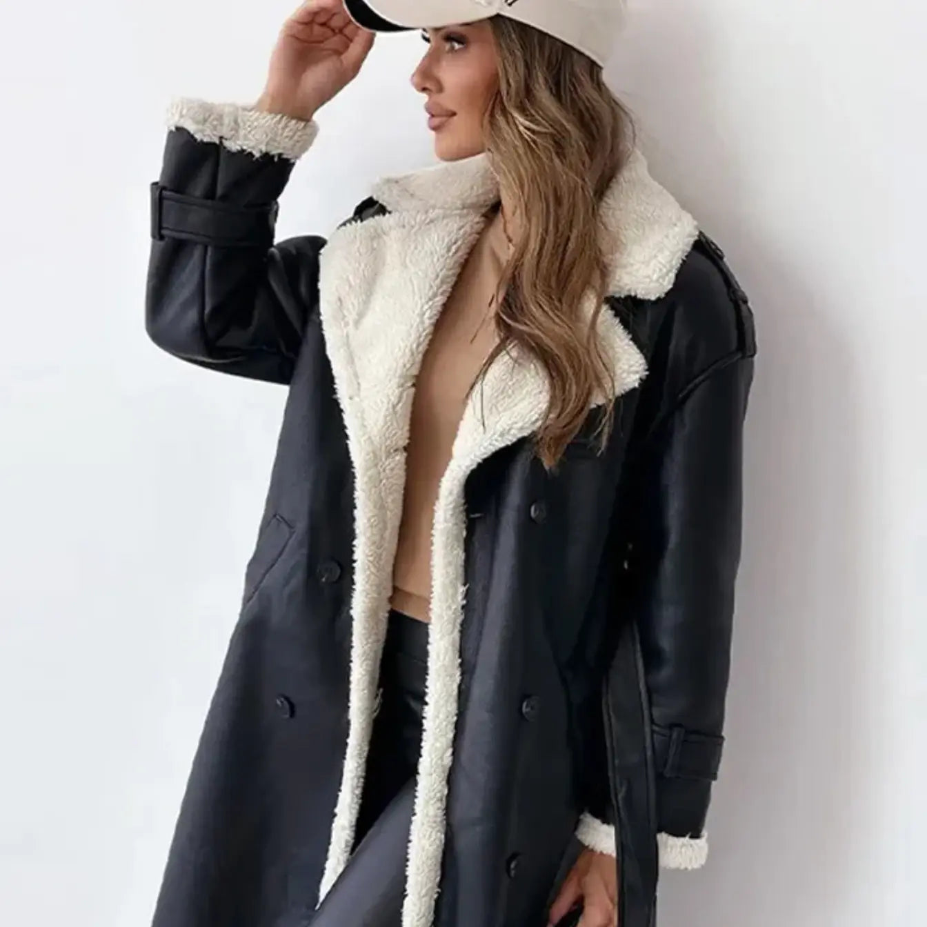 Lunéa Long Winter Coat for Women – Fleece Lining with Teddy Collar