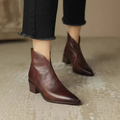Elegant Retro Ankle Boots with Heel for Women – Ideal for Autumn