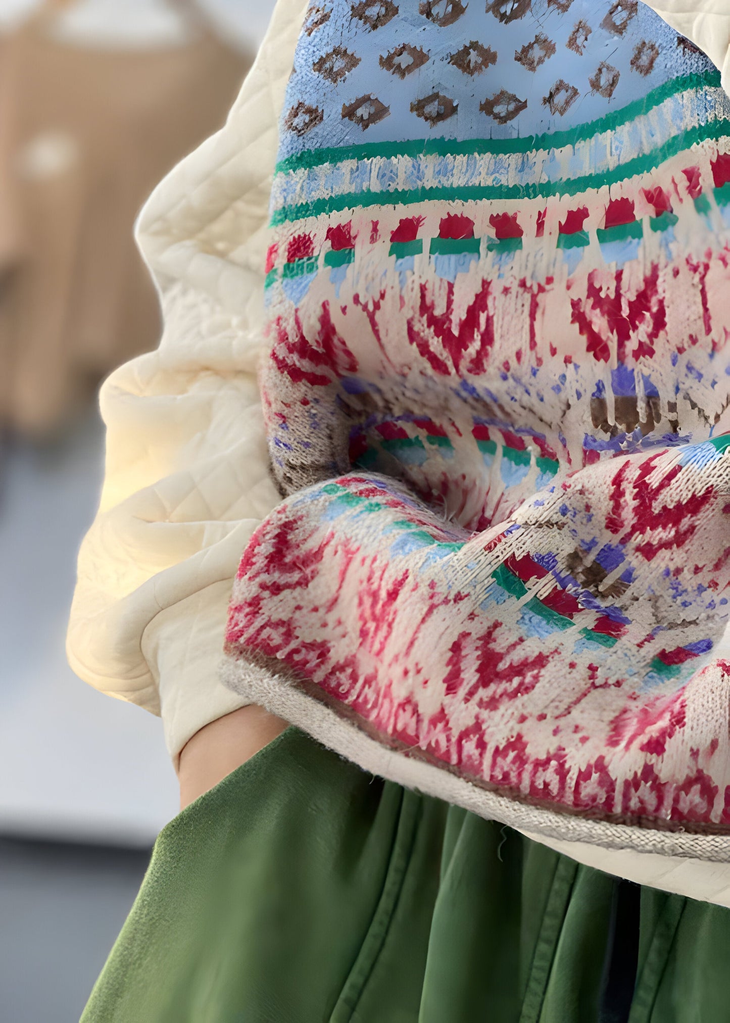 Gestrickte Damenweste aus Wolle mit Print – Warm, Modisch & Geschichtet