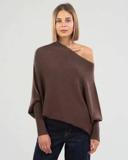 Asymmetrischer Damenpullover mit Rollkragen und Drapierungseffekt