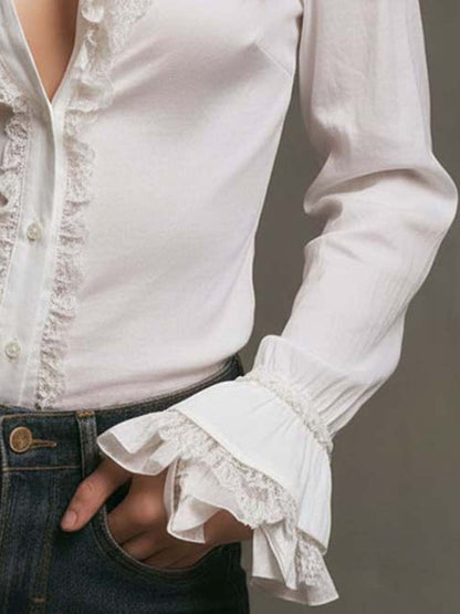 Isabella – Dames Blouse met Kantdetails en Ruches