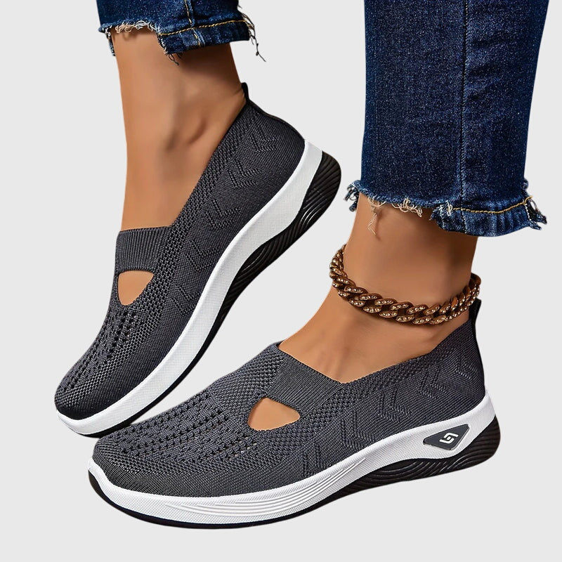 Lunara | Comfortable Orthopedic Slip-Ons for Walking and Daily Use