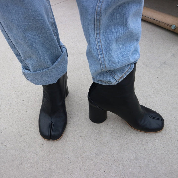 Tabi Ankle Boots – Women's Boots with Split Toe and Rubber Sole