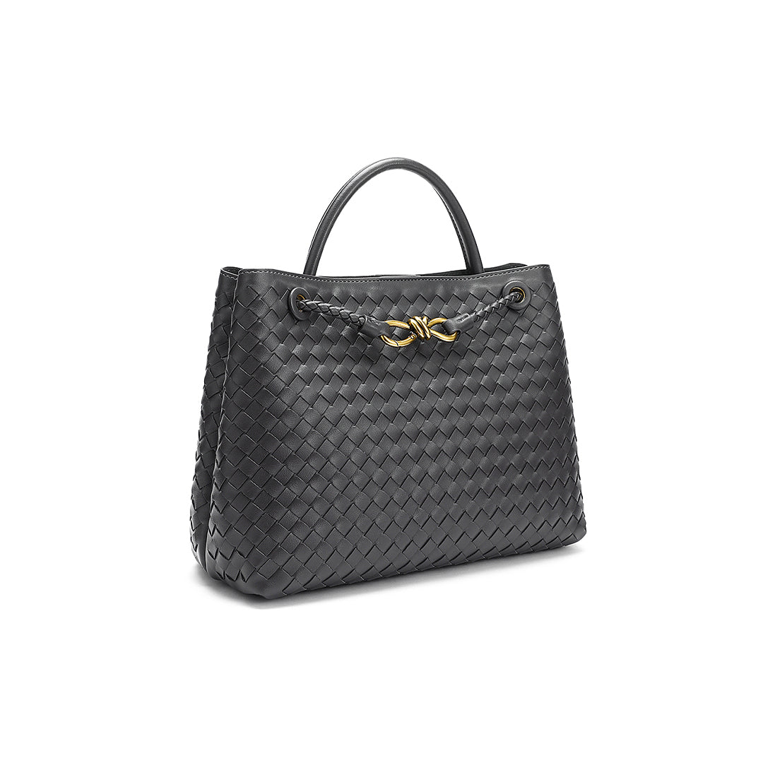 Luxury Shoulder Bag for Women – Elegant, Durable & Versatile