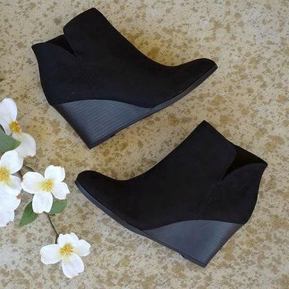 Elegant Women's Ankle Boots with Heel – Suede Look & Timeless Style