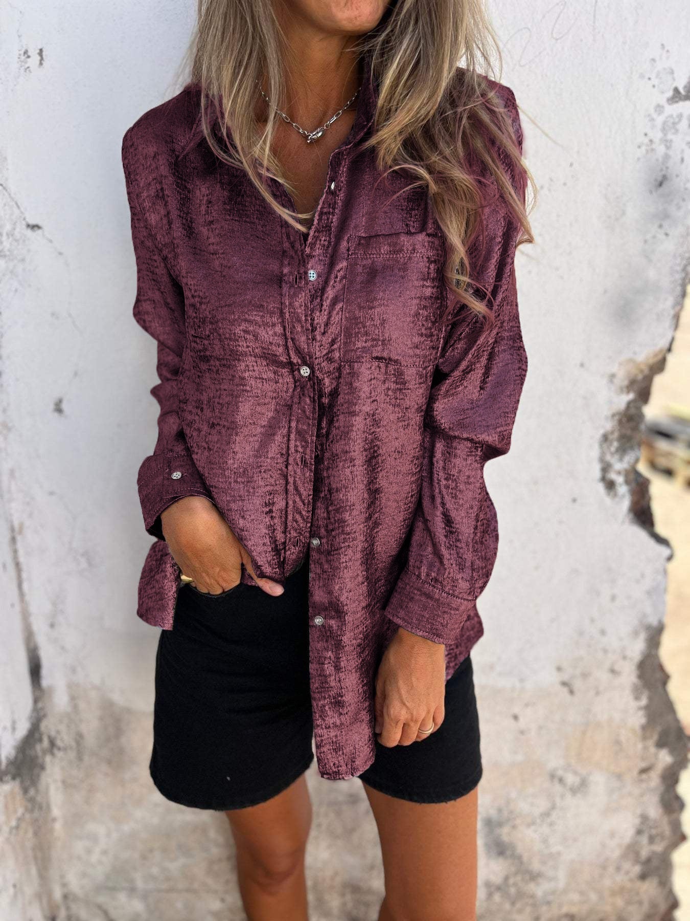 Dames Blouse – Oversized Shirt met Glanzende Textuur – Casual & Chic