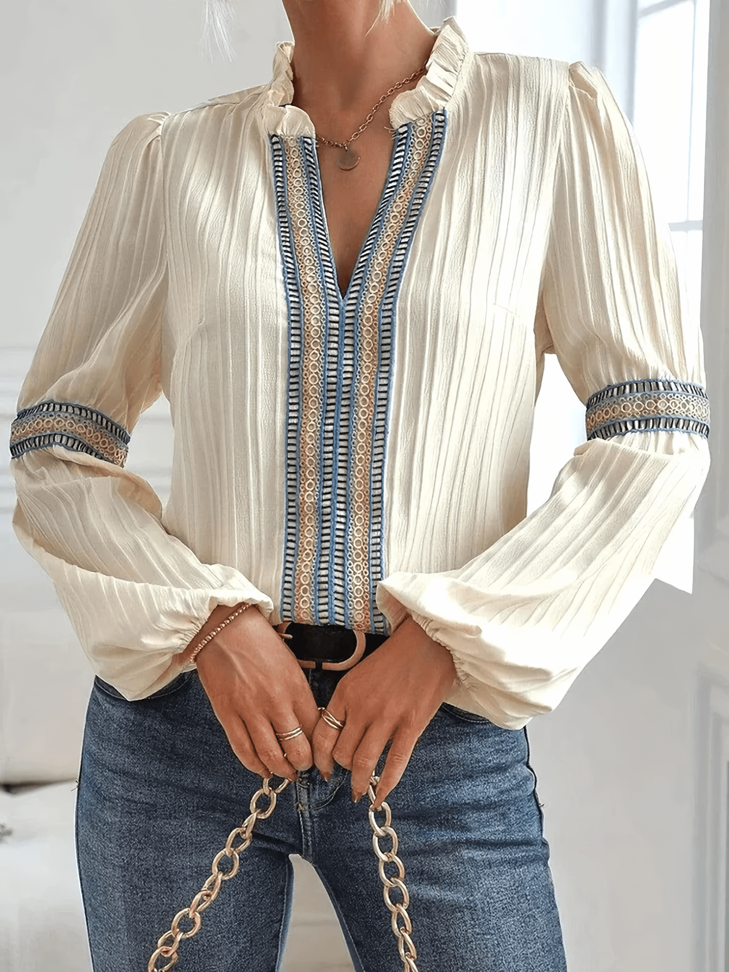 Johanna – Dames Blouse met Lange Mouwen en Fijne Plooien