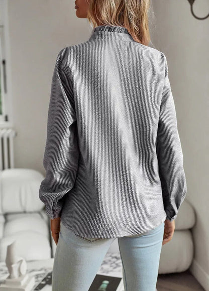 Johanne – Dames Blouse met Lange Mouwen en Ruches