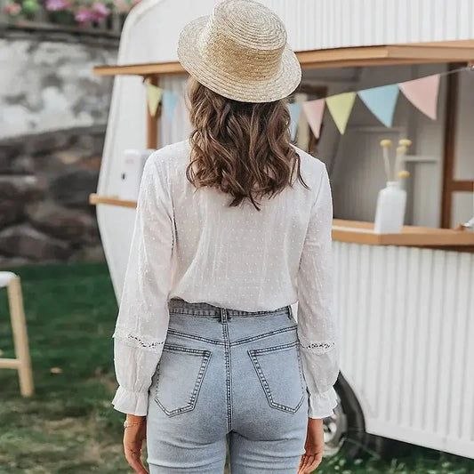 Amélie – Dames Blouse met Kantdetails en Ruches