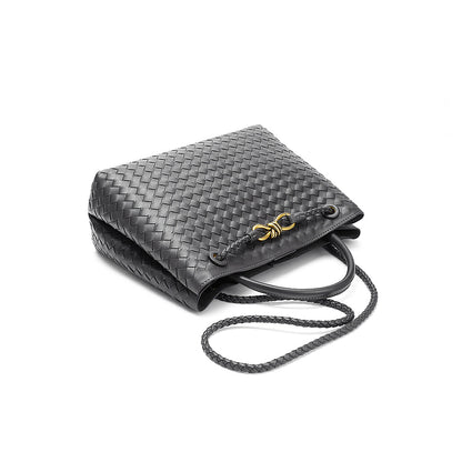 Luxury Shoulder Bag for Women – Elegant, Durable & Versatile