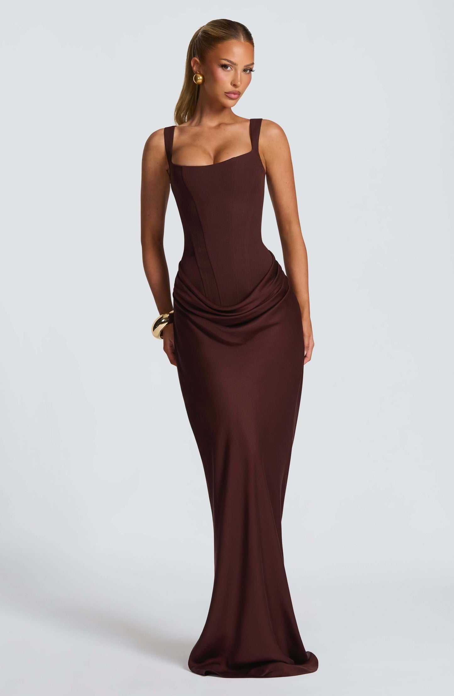 Vivienne | Luxe Satijnen Avondjurk met Gedrapeerde Taille en Maxi Silhouet